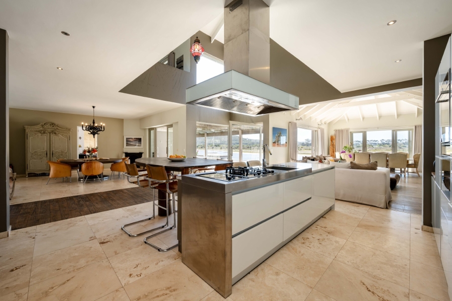 5 Bedroom Property for Sale in Keurbooms River Western Cape